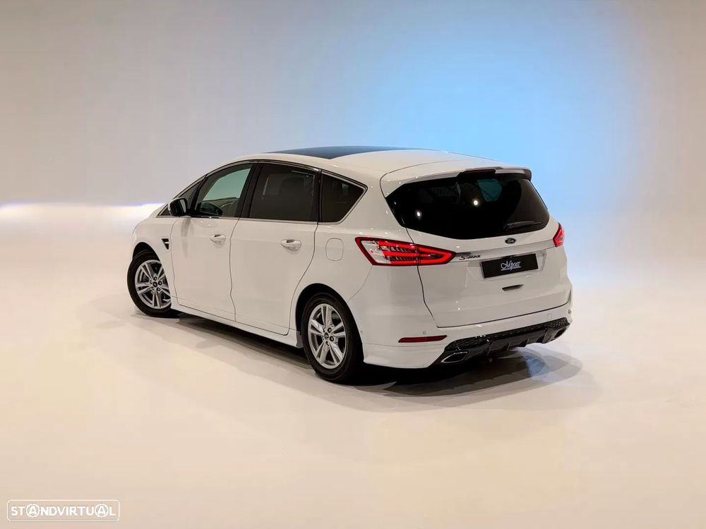 Ford S-Max 2.0 TDCi Titanium - 32