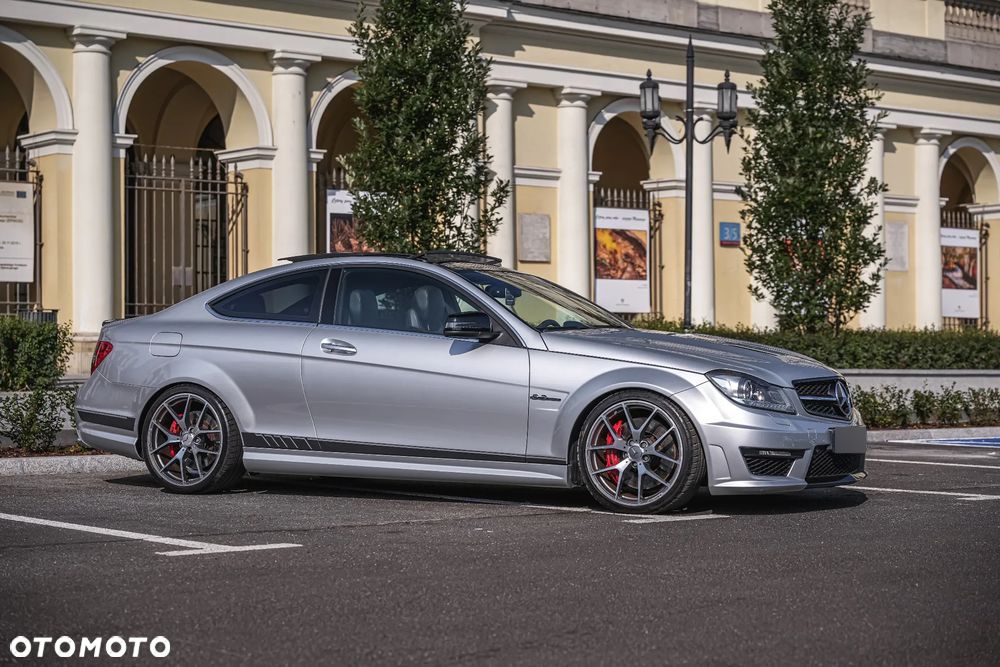Mercedes-Benz Klasa C 63 AMG Coupe AMG SPEEDSHIFT MCT Edition 507 - 2