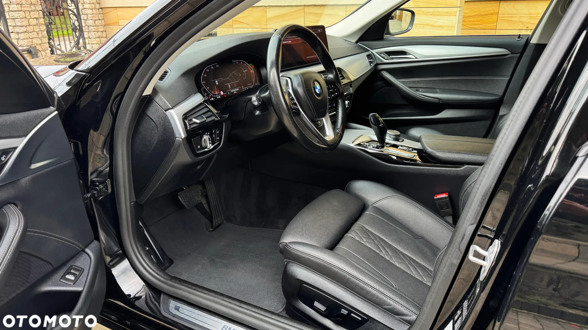 BMW Seria 5 520d Sport Line - 22