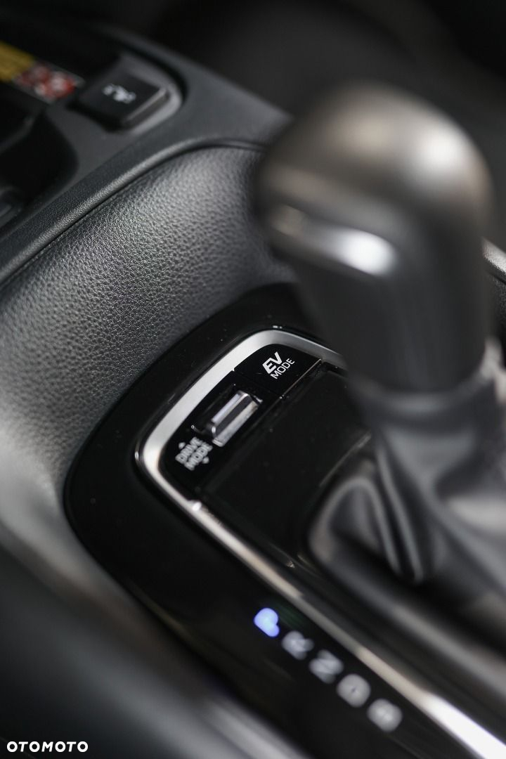 Toyota Corolla - 14
