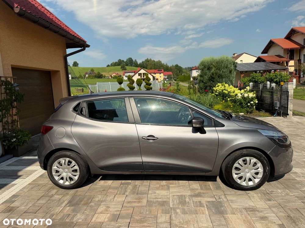 Renault Clio 1.2 16V Alize - 36