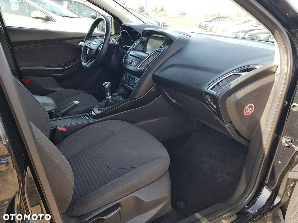 Ford Focus 1.5 EcoBoost STart-Stopp-System TITANIUM - 15