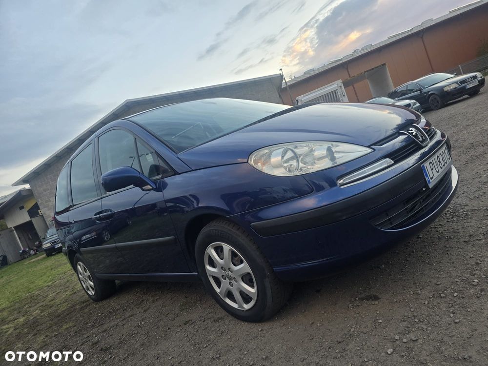 Peugeot 807