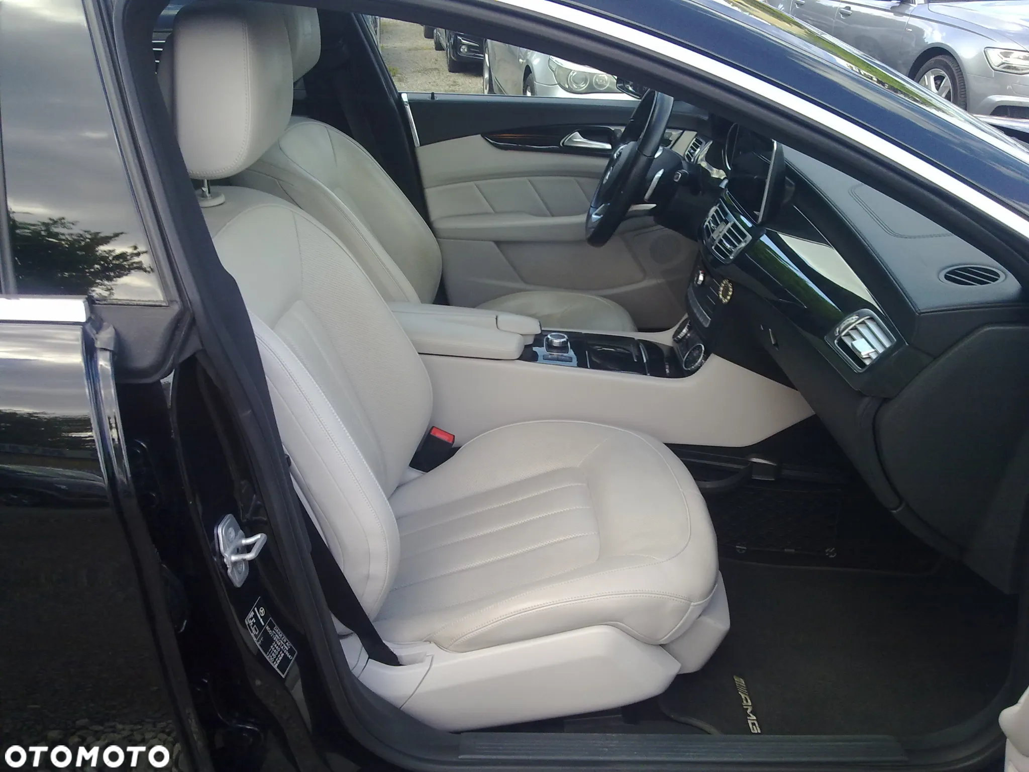 Mercedes-Benz CLS Shooting Brake 400 4Matic 7G-TRONIC Final Edition - 19