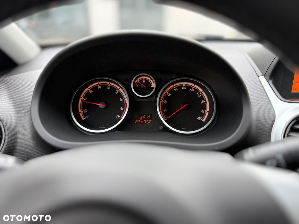 Opel Corsa - 34