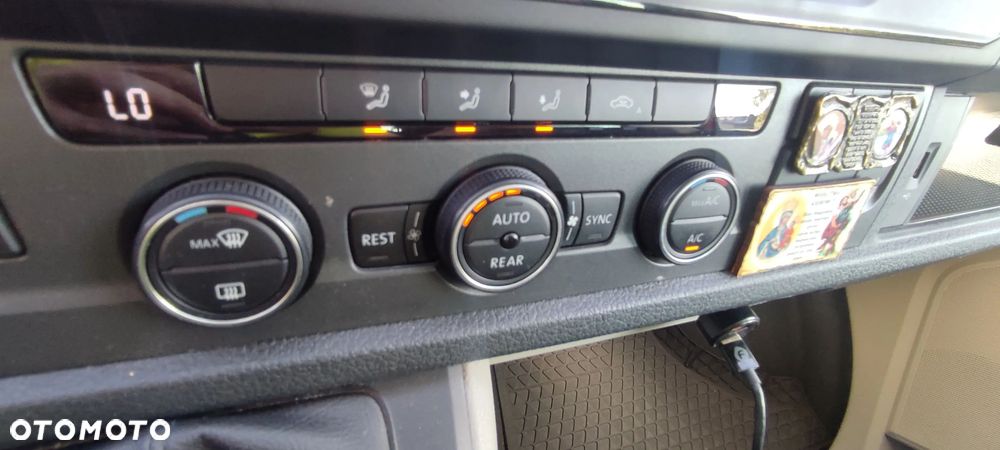 Volkswagen Caravelle 2.0 TDI L1 Trendline - 24