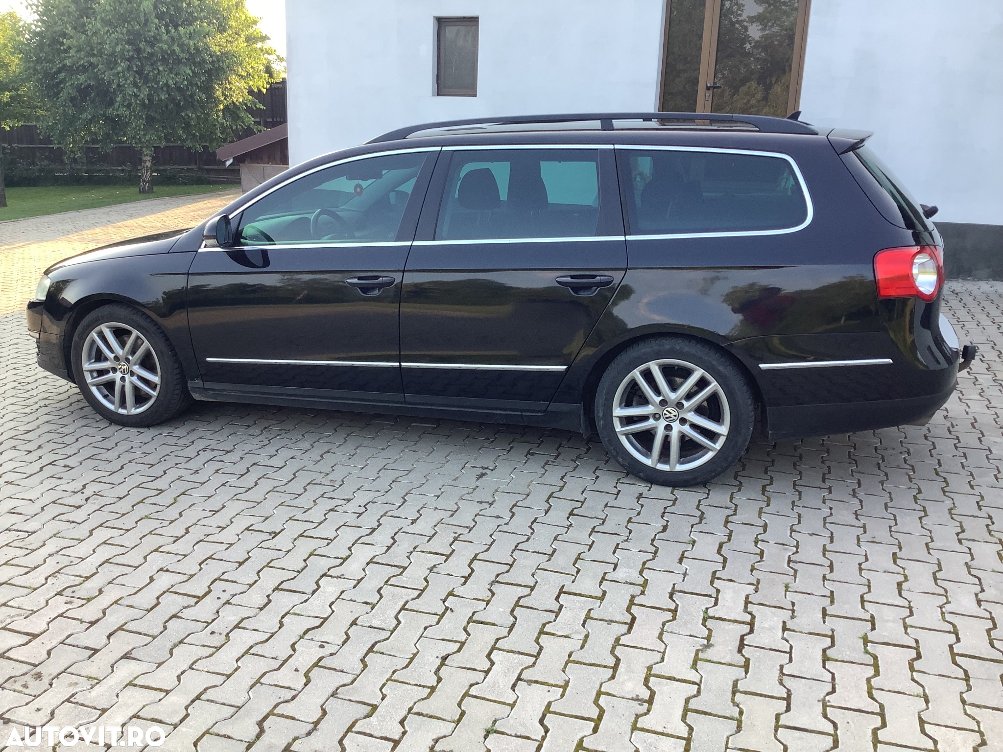 Volkswagen Passat - 11