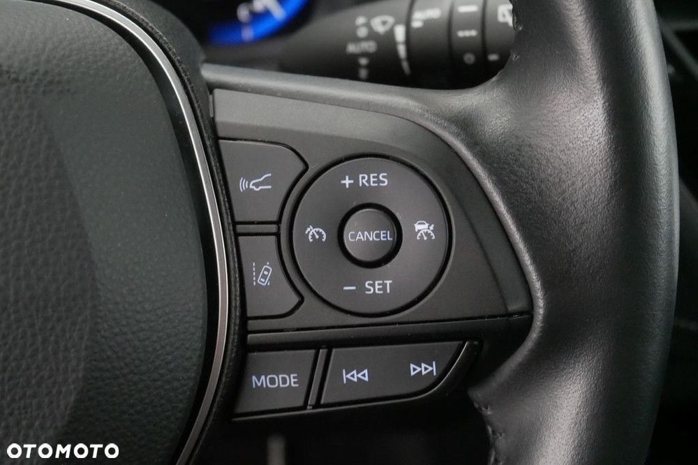 Toyota Corolla 1.8 Hybrid Comfort - 24