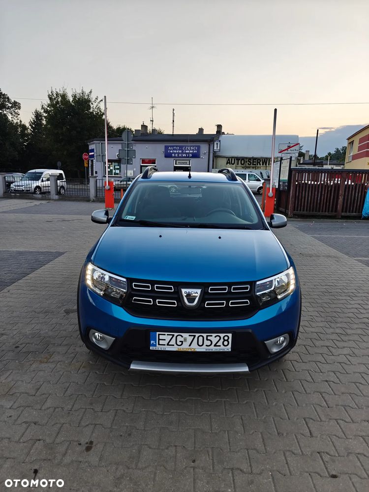 Dacia Sandero - 1