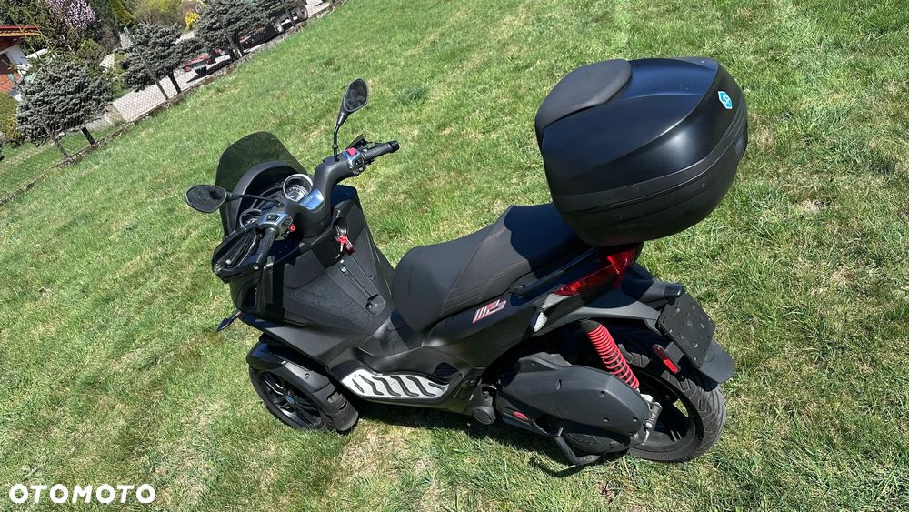 Piaggio MP-3 - 6