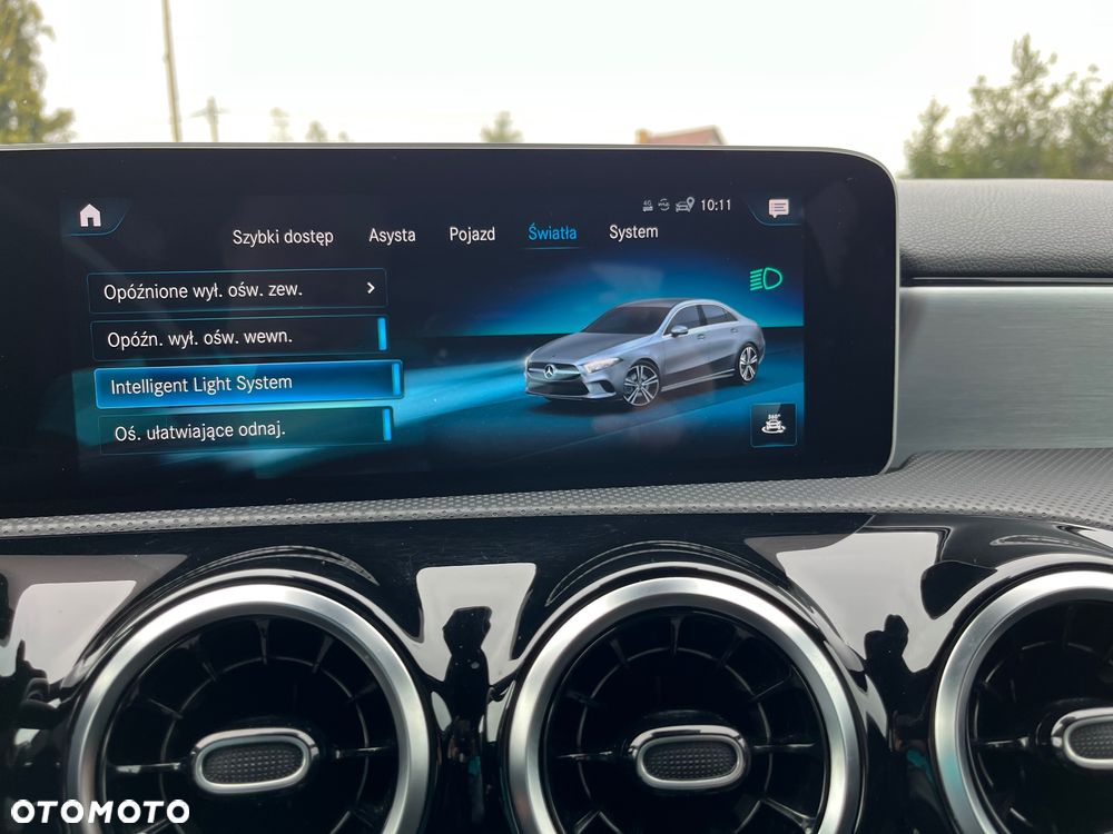 Mercedes-Benz Klasa A 220 4-Matic AMG Line 7G-DCT - 32