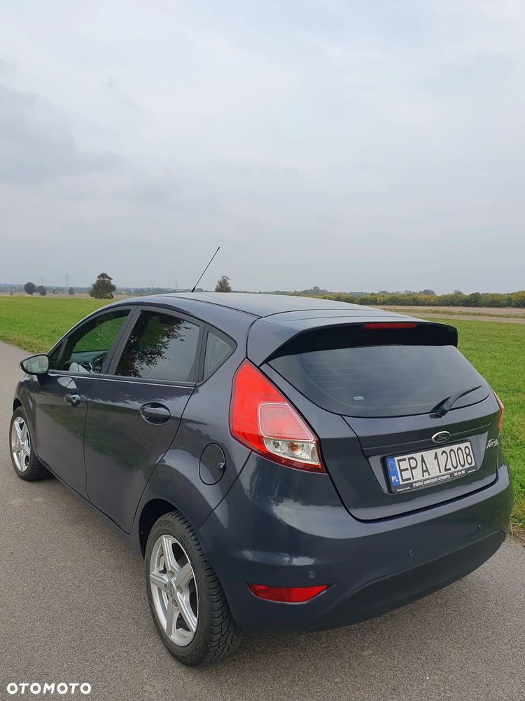 Ford Fiesta - 12