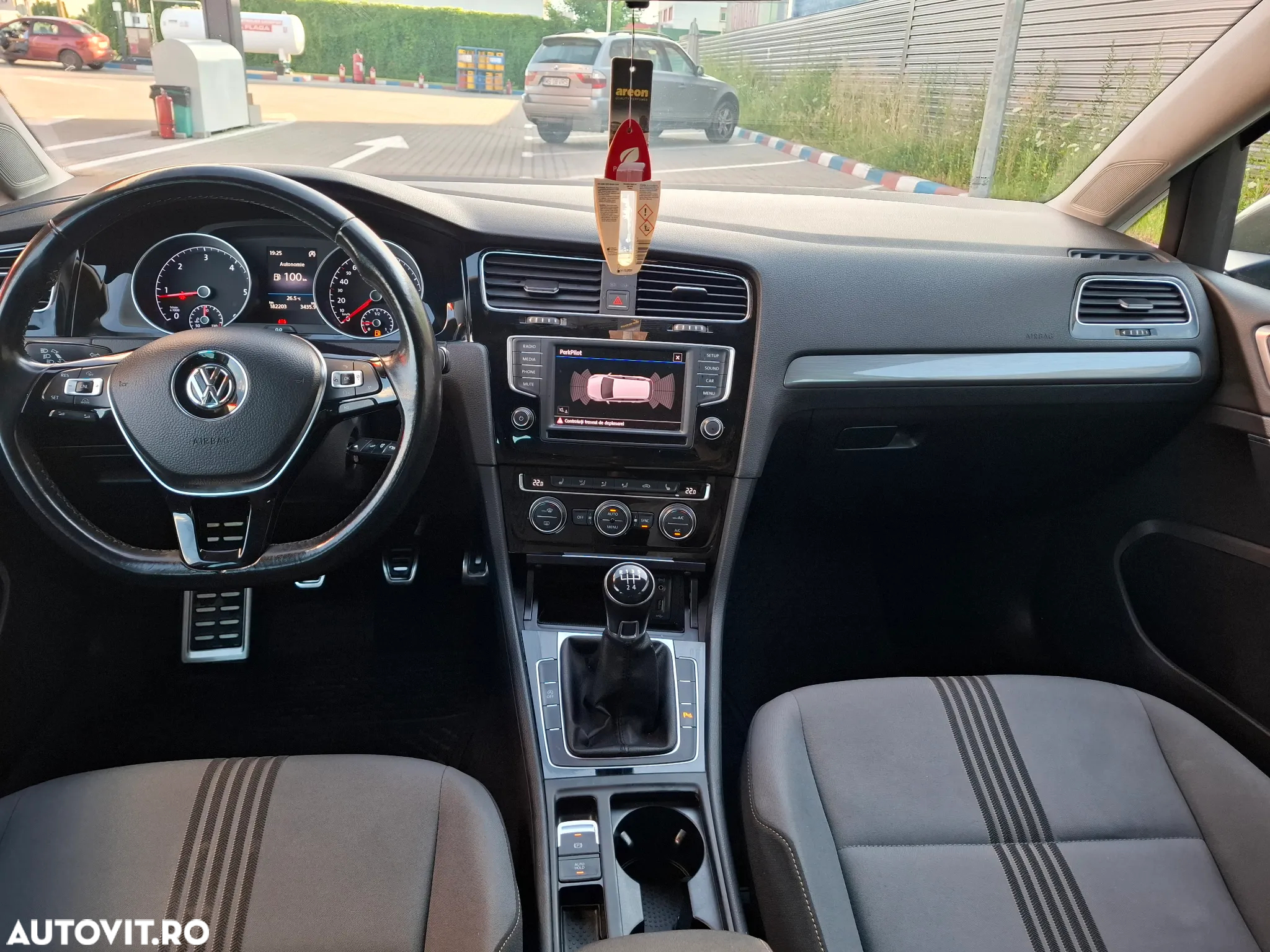 Volkswagen Golf Variant 1.6 TDI (BlueMotion Technology) Trendline - 8