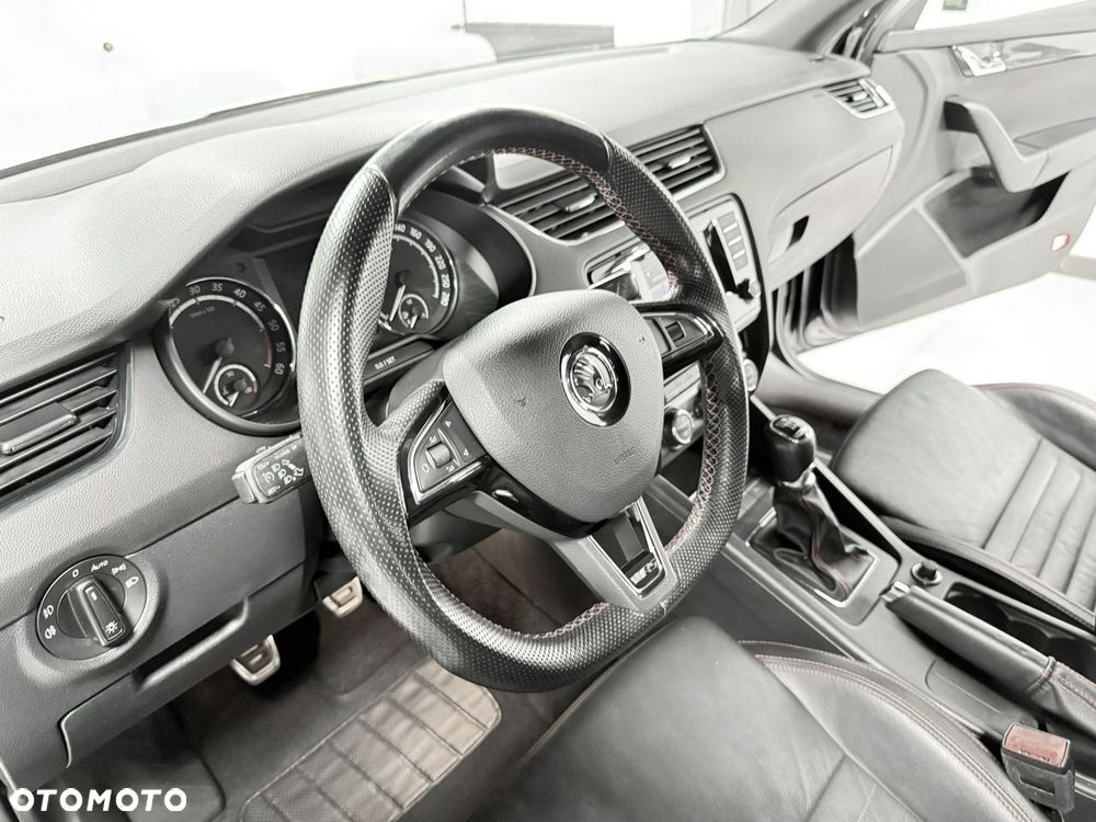 Skoda Octavia 2.0 TDI RS - 22
