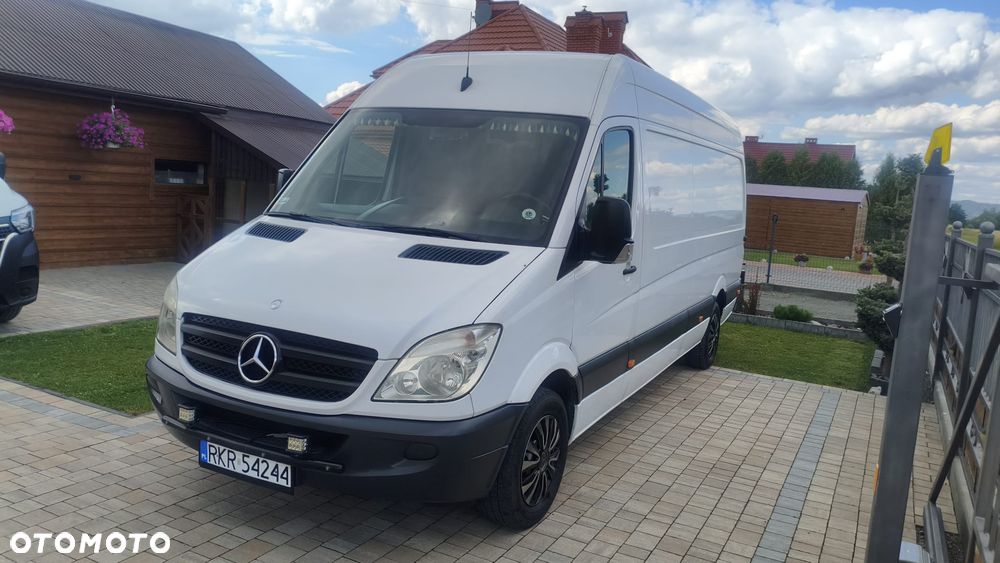 Mercedes-Benz SPRINTER - 1