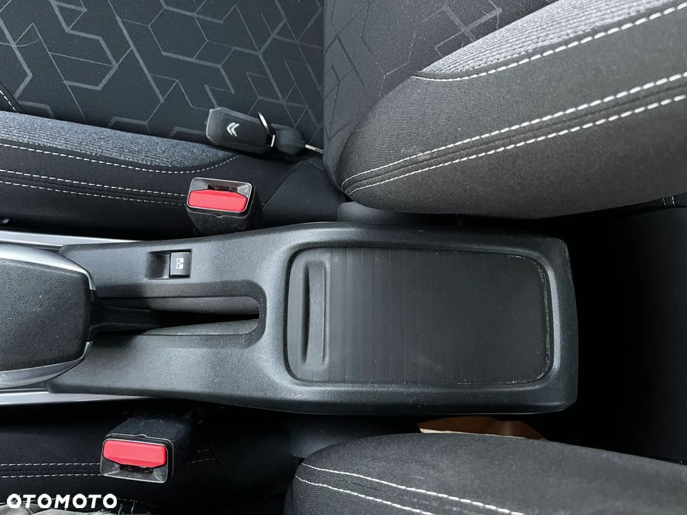 Peugeot 2008 PureTech 82 Allure - 27