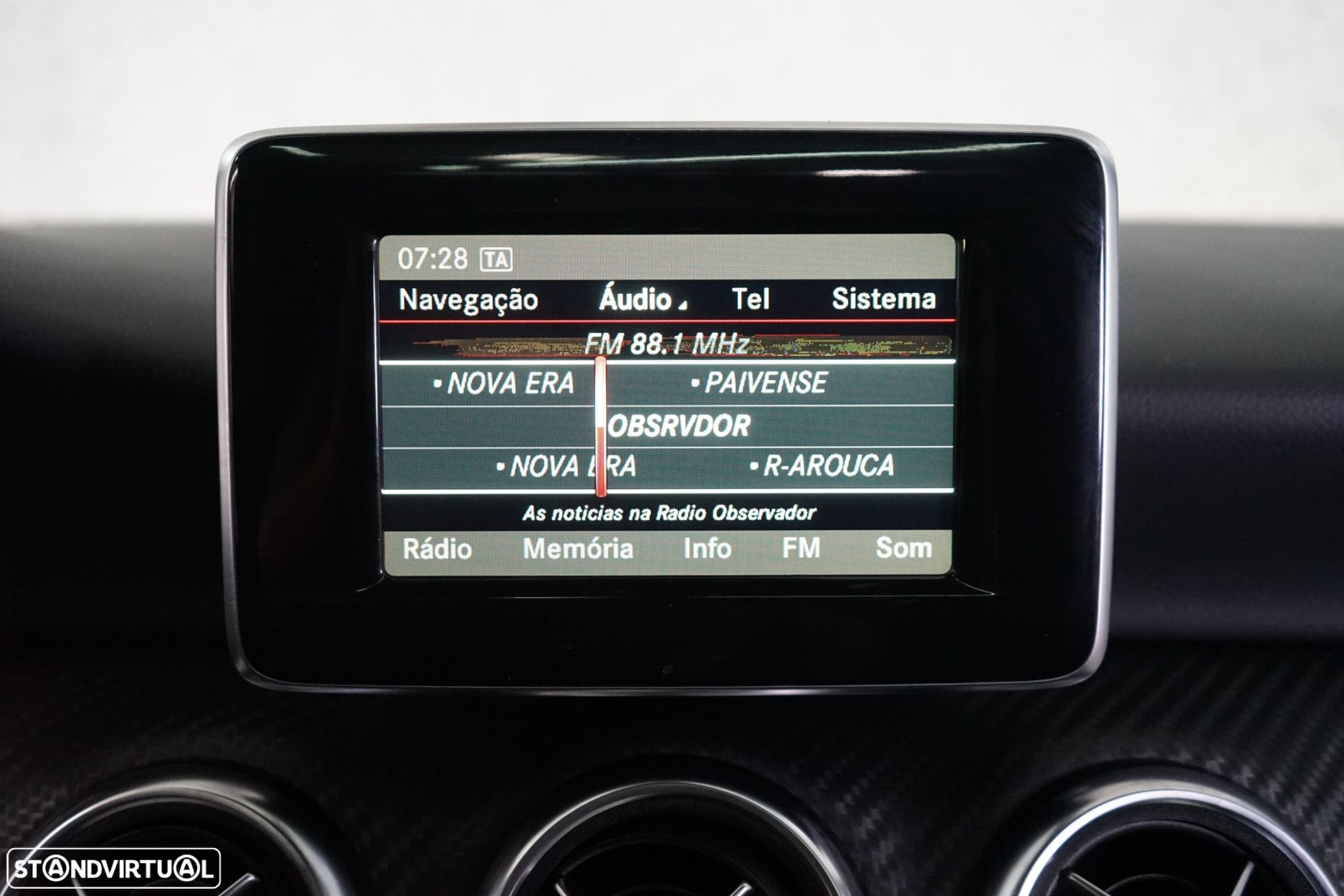 Mercedes-Benz A 180 d AMG Line - 24