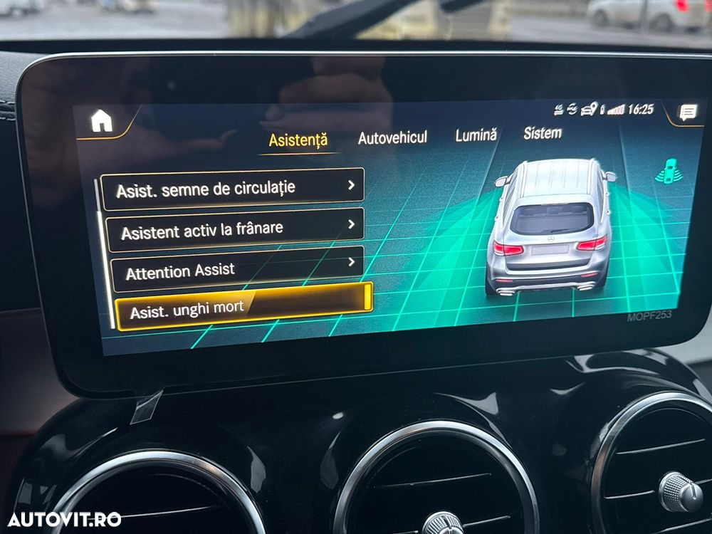 Mercedes-Benz GLC 220 d 4Matic 9G-TRONIC Exclusive - 36