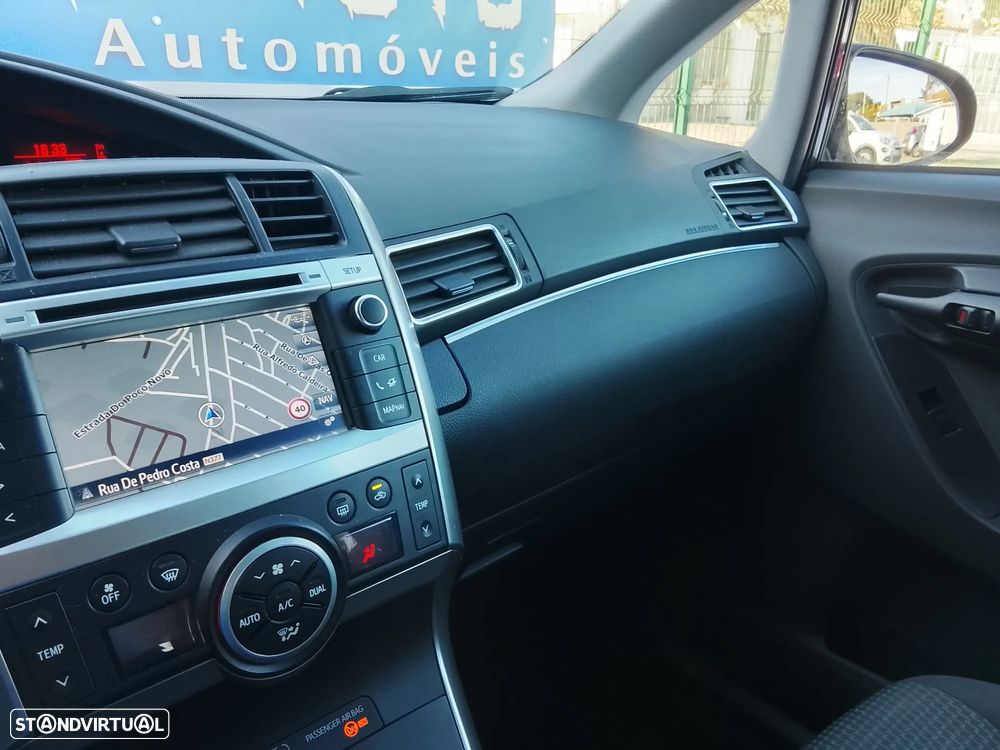 Toyota Verso 1.6 D-4D Exclusive+GPS - 11
