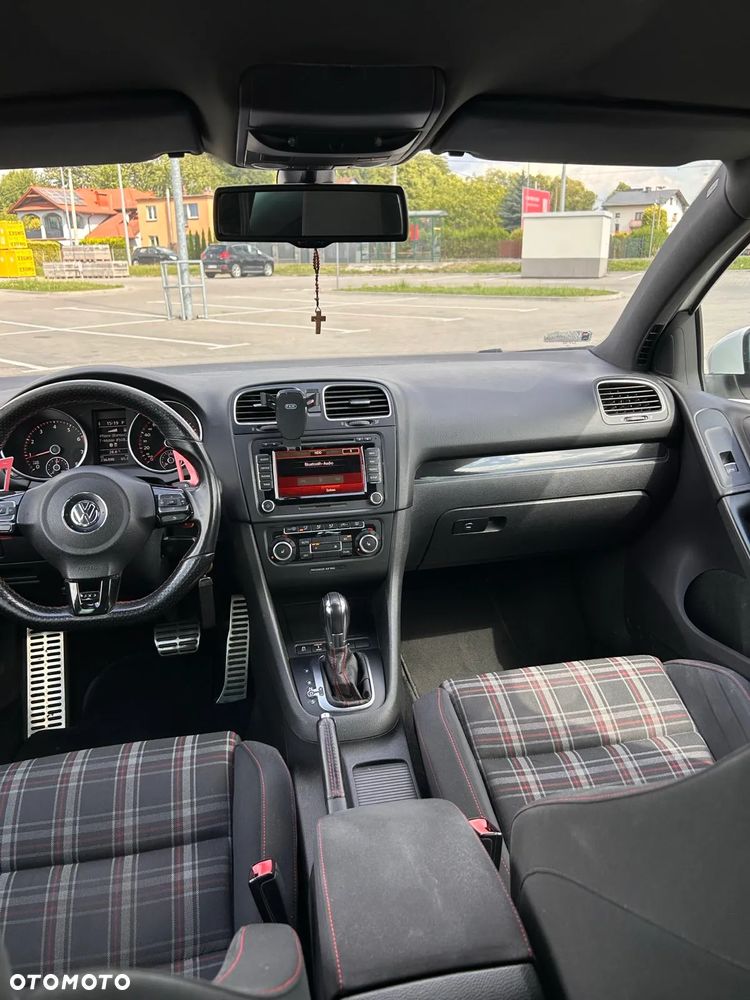 Volkswagen Golf VI 2.0 TSI GTI DSG - 13