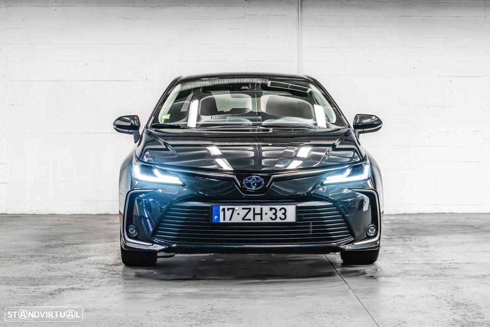 Toyota Corolla SD 1.8 Hybrid Luxury - 3
