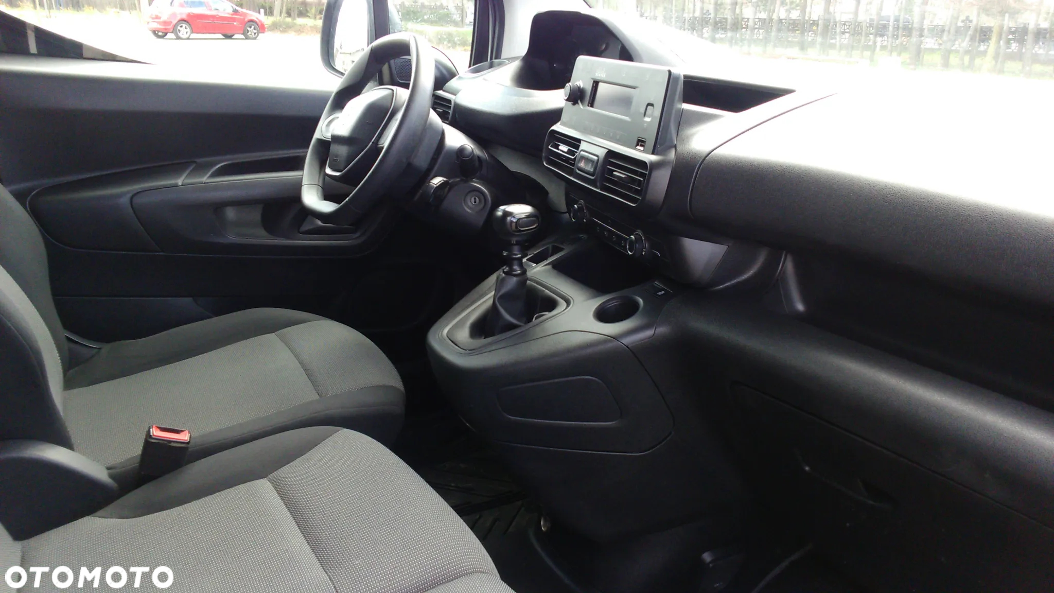 Peugeot PARTNER - 7