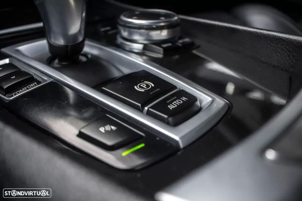 BMW 520 Gran Turismo d Line Luxury - 23