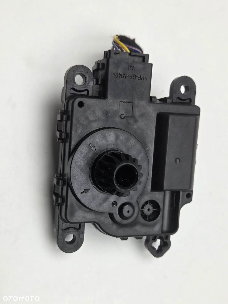 FORD FOCUS MK4 IV SILNIK NAGRZEWNICY FORD AA113800 ESCAPE IV 19-24 SILNICZEK - 24