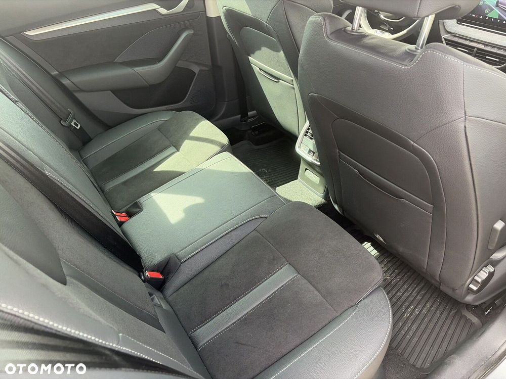 Skoda Octavia 1.5 TSI mHEV Drive Selection DSG - 23