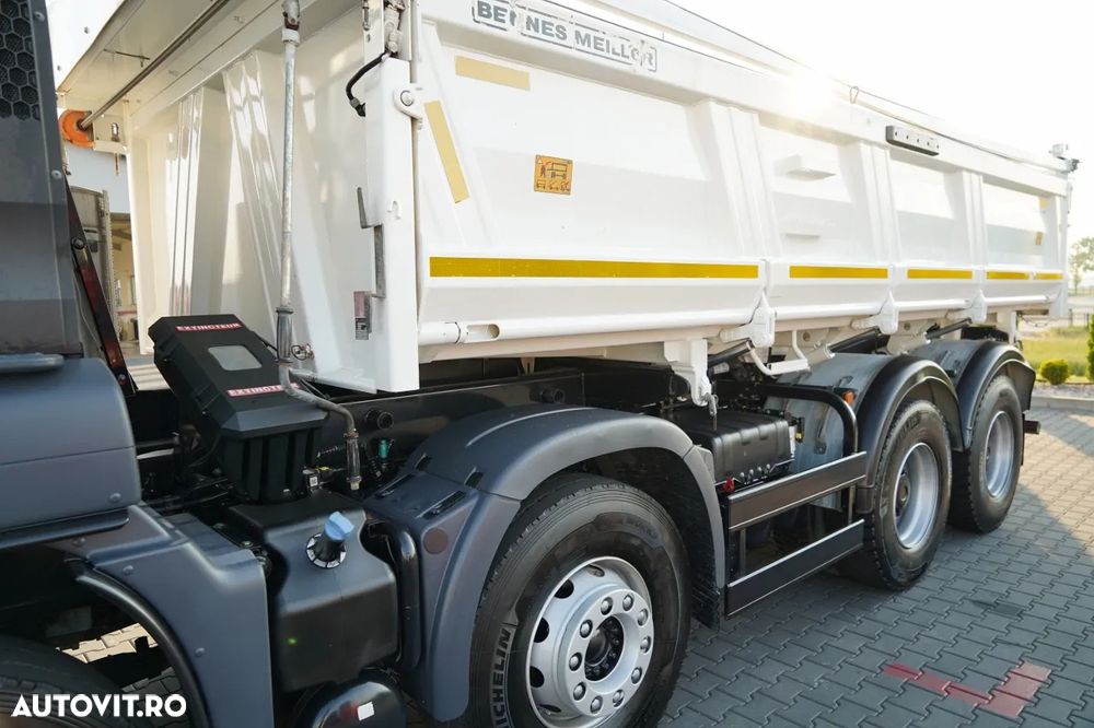 MAN TGS 35.420 / 8X4 / BASCULATOR 2 LATURĂ / HIDRAULIC / BORDMATIC / AUTOMAT - 18