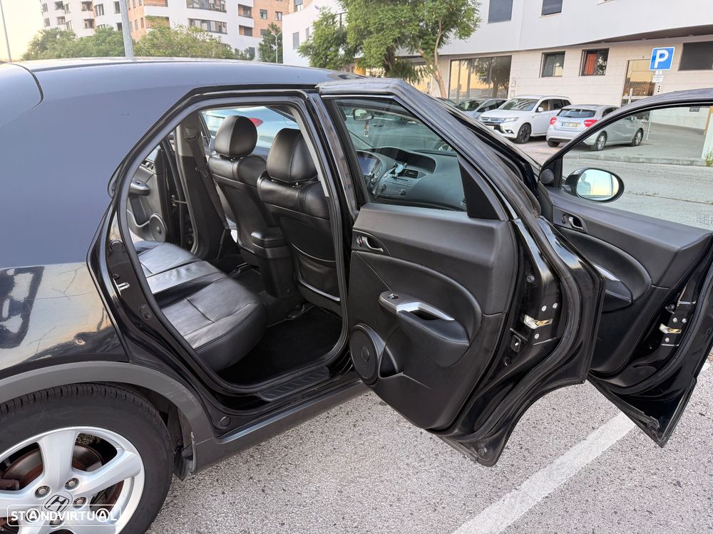 Honda Civic 1.4 i-VTEC Elegance - 13