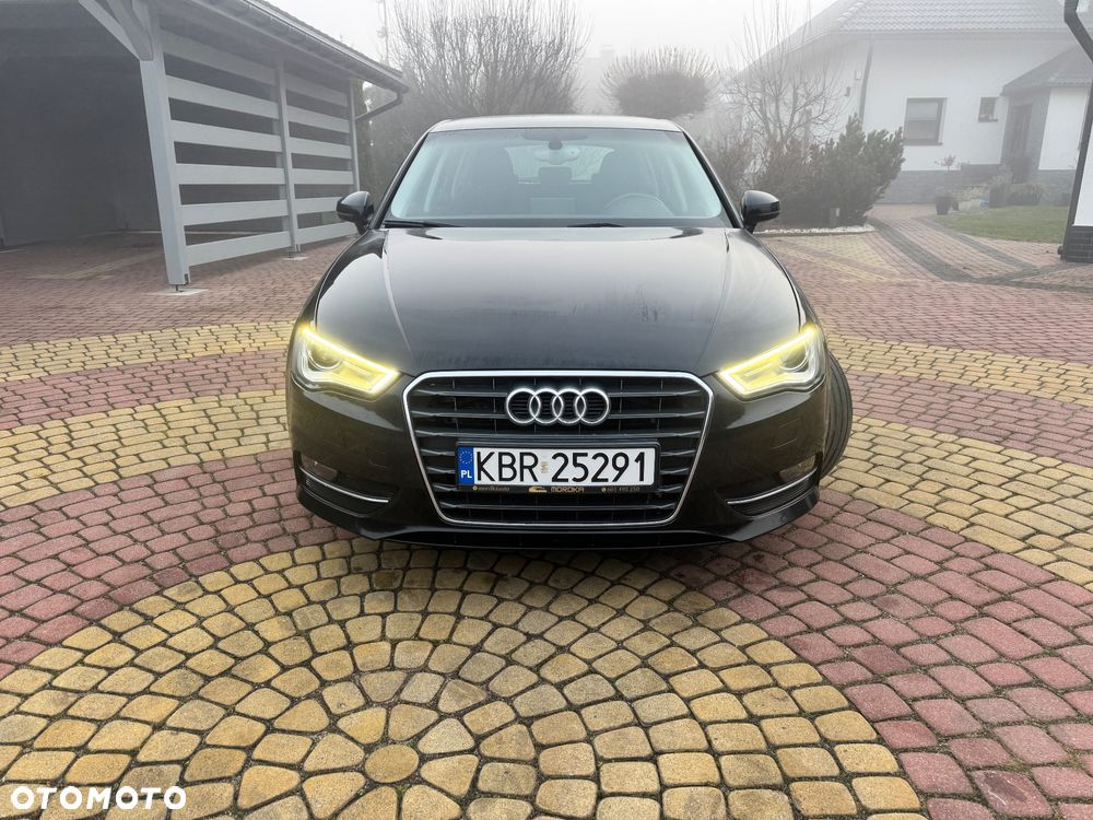 Audi A3 Sportback 2.0 TDI Attraction - 11