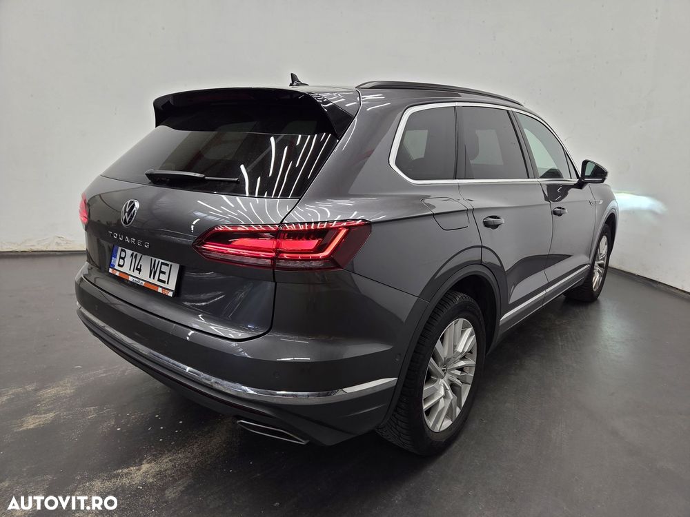 Volkswagen Touareg - 4