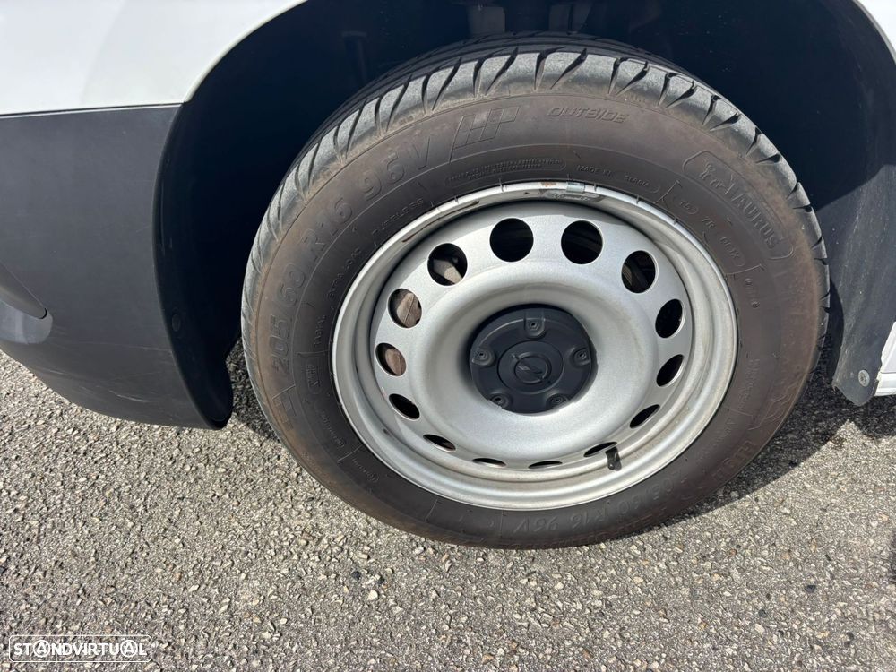 Opel Combo 1.5 102cv 3 LUG - IVA - FIBRADA & ISOTÉRMICA - 57