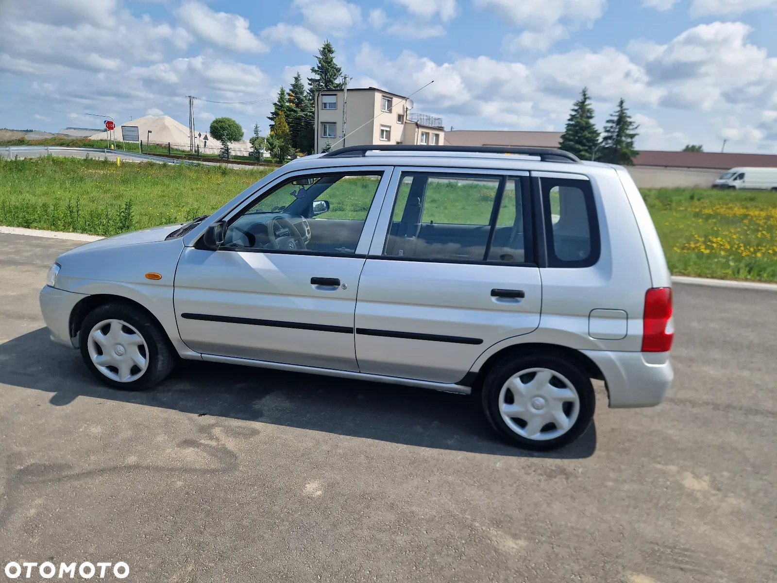 Mazda Demio - 7