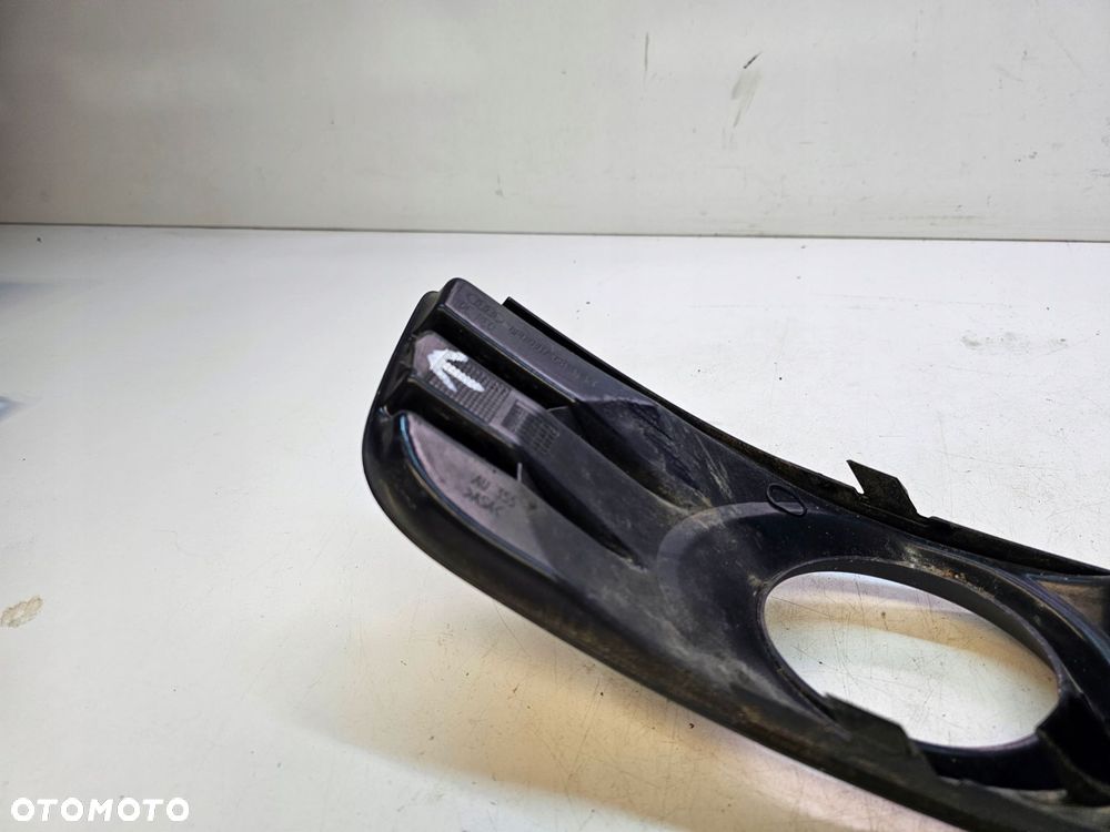 KRATKA ATRAPA ZDERZAKA AUDI A3 8P LIFT 8P0807681H - 6