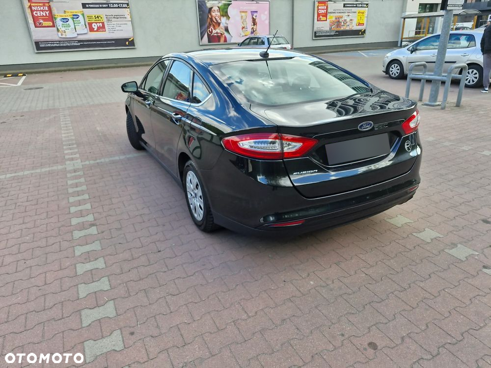 Ford Fusion - 8