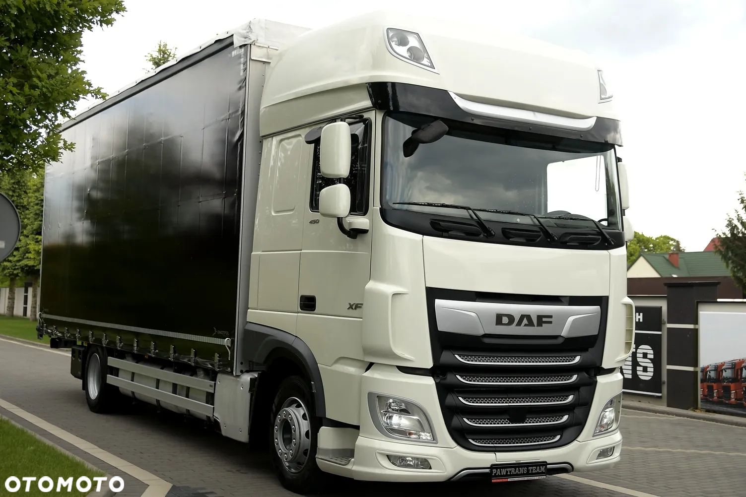 DAF XF 450///* SUPER SPACE CAB///* ///2018///* 18000KG//* /RETARDER///* 7.70///* WAGA///* FIRANKA///* XENON///* DACH PODNOSZONY//* /DUŻE ZBIORNIKI///* STAN BARDZO DOBRY - 2