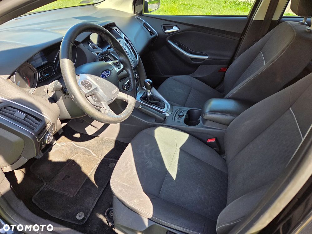Ford Focus 1.6 TDCi DPF Start-Stopp-System Titanium - 12