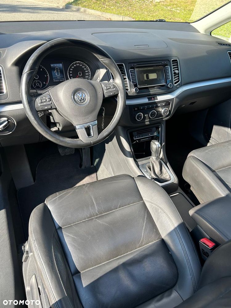 Volkswagen Sharan 2.0 TDI Highline DSG - 4