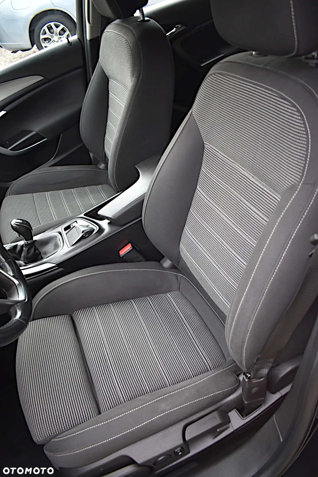 Opel Insignia 2.0 CDTI Cosmo ecoFLEX S&S - 6