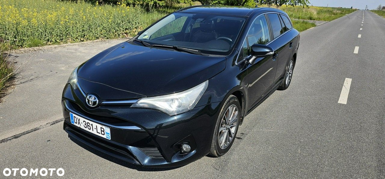 Toyota Avensis - 33