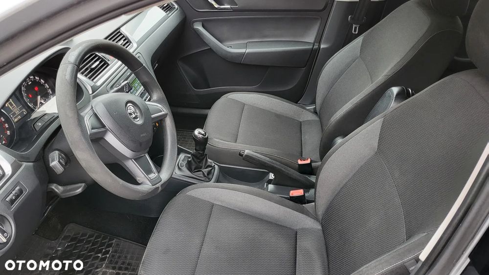 Skoda RAPID 1.6 TDI DPF Ambition - 11