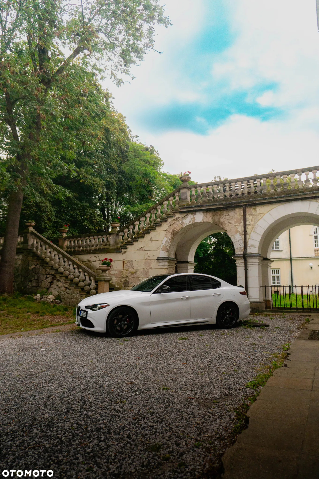 Alfa Romeo Giulia 2.0 Turbo 16V AT8-Q4 Veloce Ti - 9