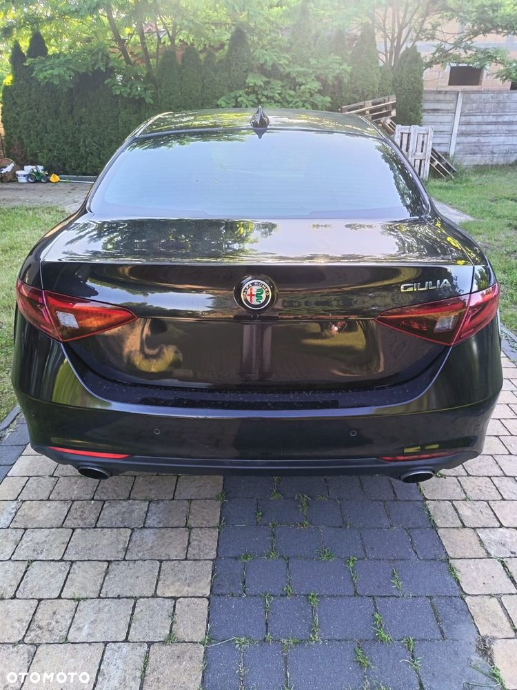 Alfa Romeo Giulia 2.0 Turbo 16V AT8 Veloce Ti - 13