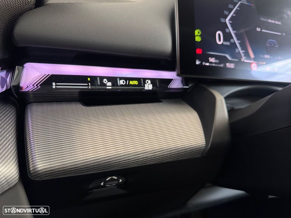 BMW 520 d Pack Desportivo M Pro — fotografia 11