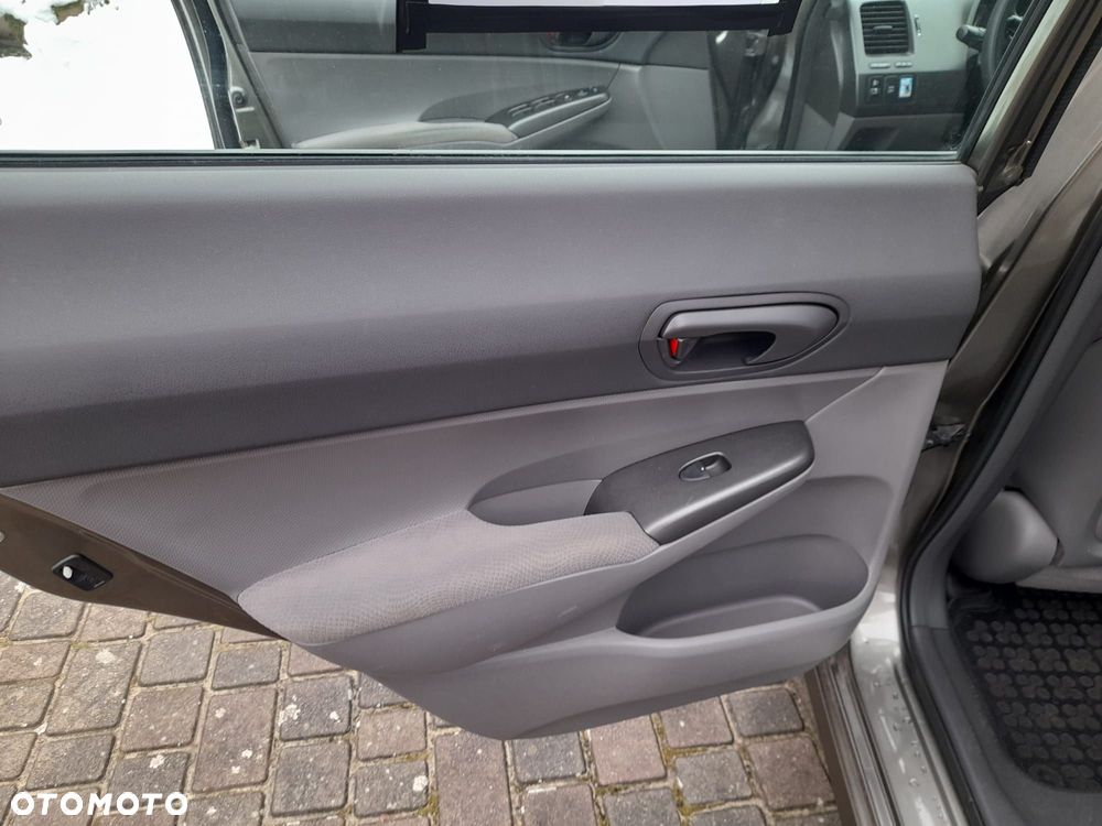 Honda Civic 1.8 Comfort - 19