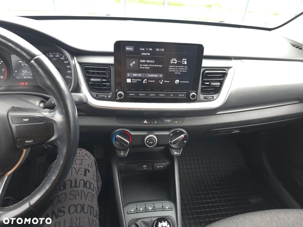 Kia Stonic 1.2 L Business Line - 25