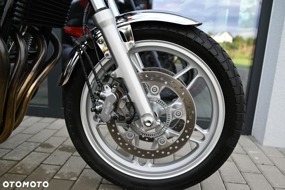 Honda CB - 26