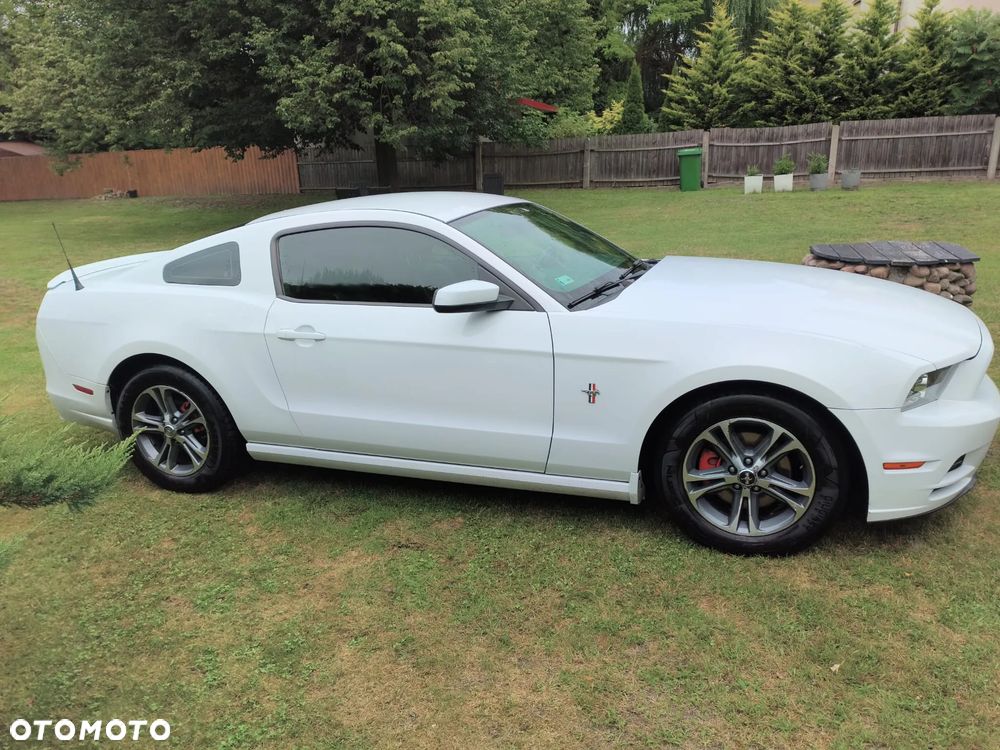Ford Mustang - 2